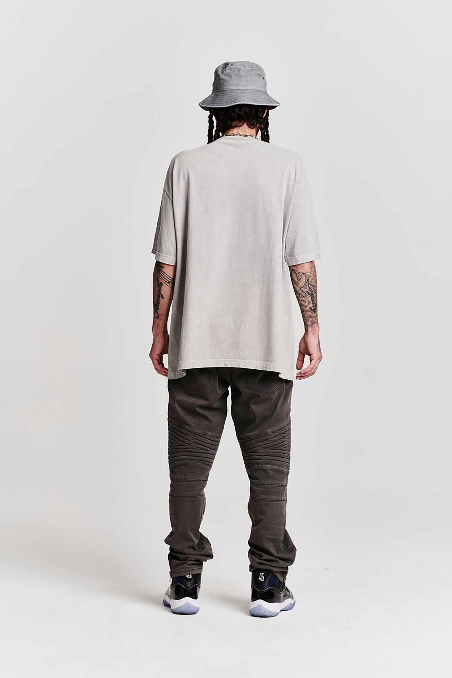 HARDCORE PLEASURES OVERSIZED SHORT SLEEVE T-SHIRT LIGHT GREY