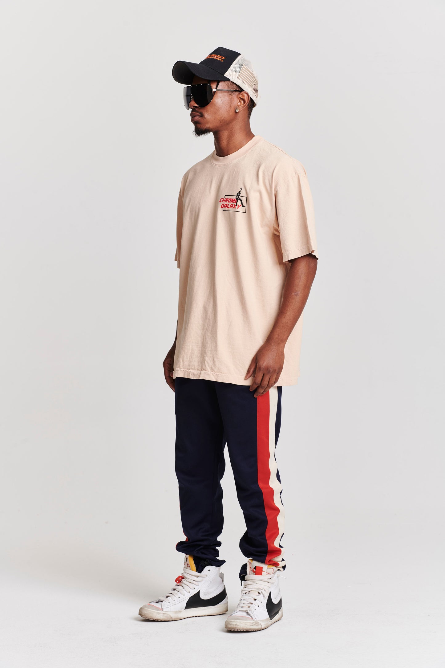 PARTY OVERSIZED SHORT SLEEVE T-SHIRT CREME