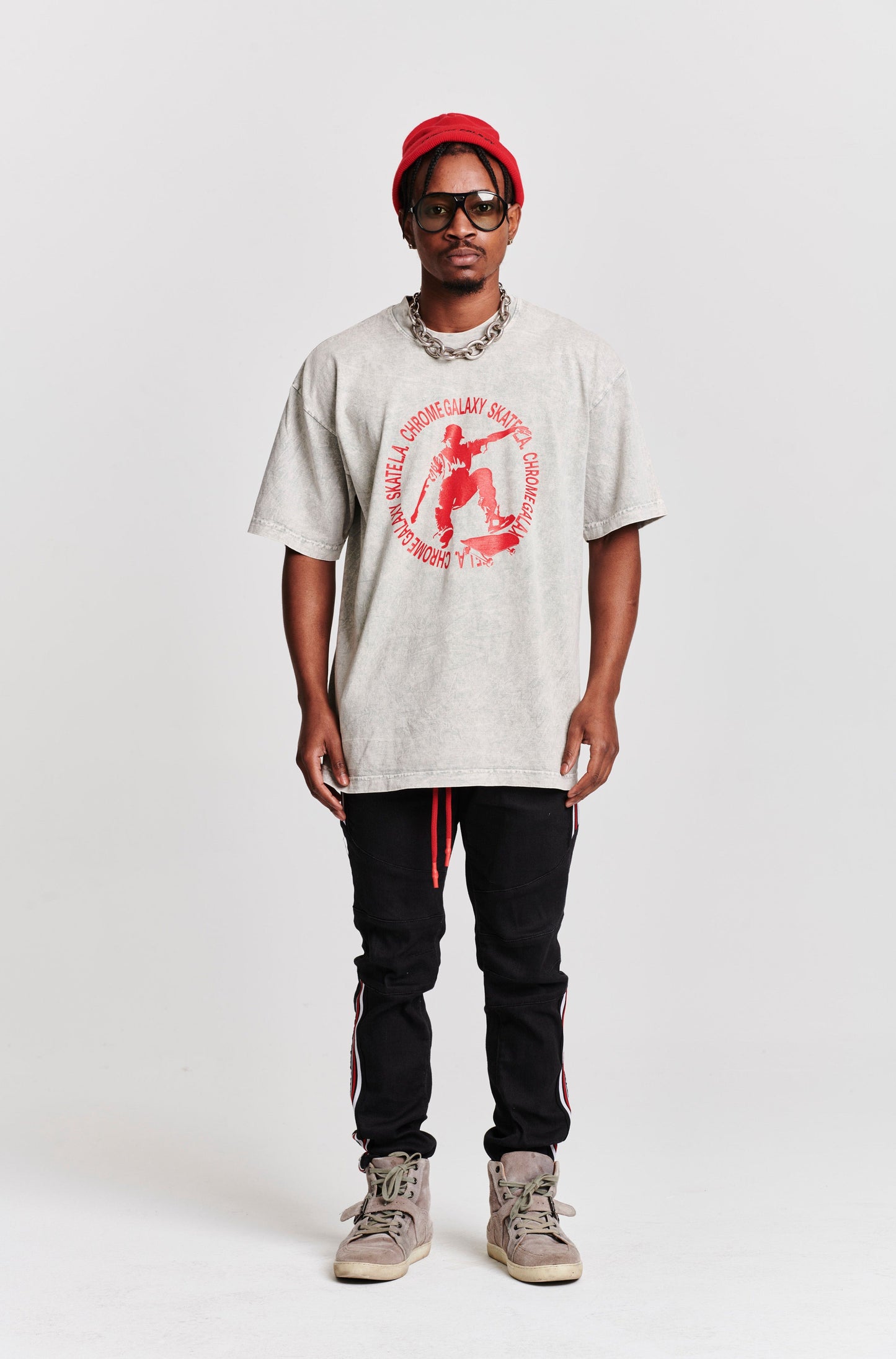 RED SKATE SHORT SLEEVE T-SHIRT MISTY GREY